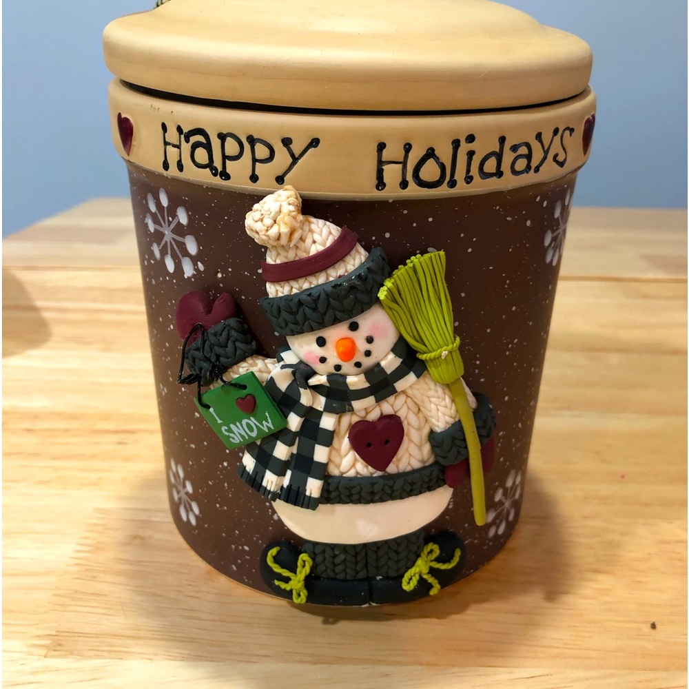 Adorable Christmas cookie jar